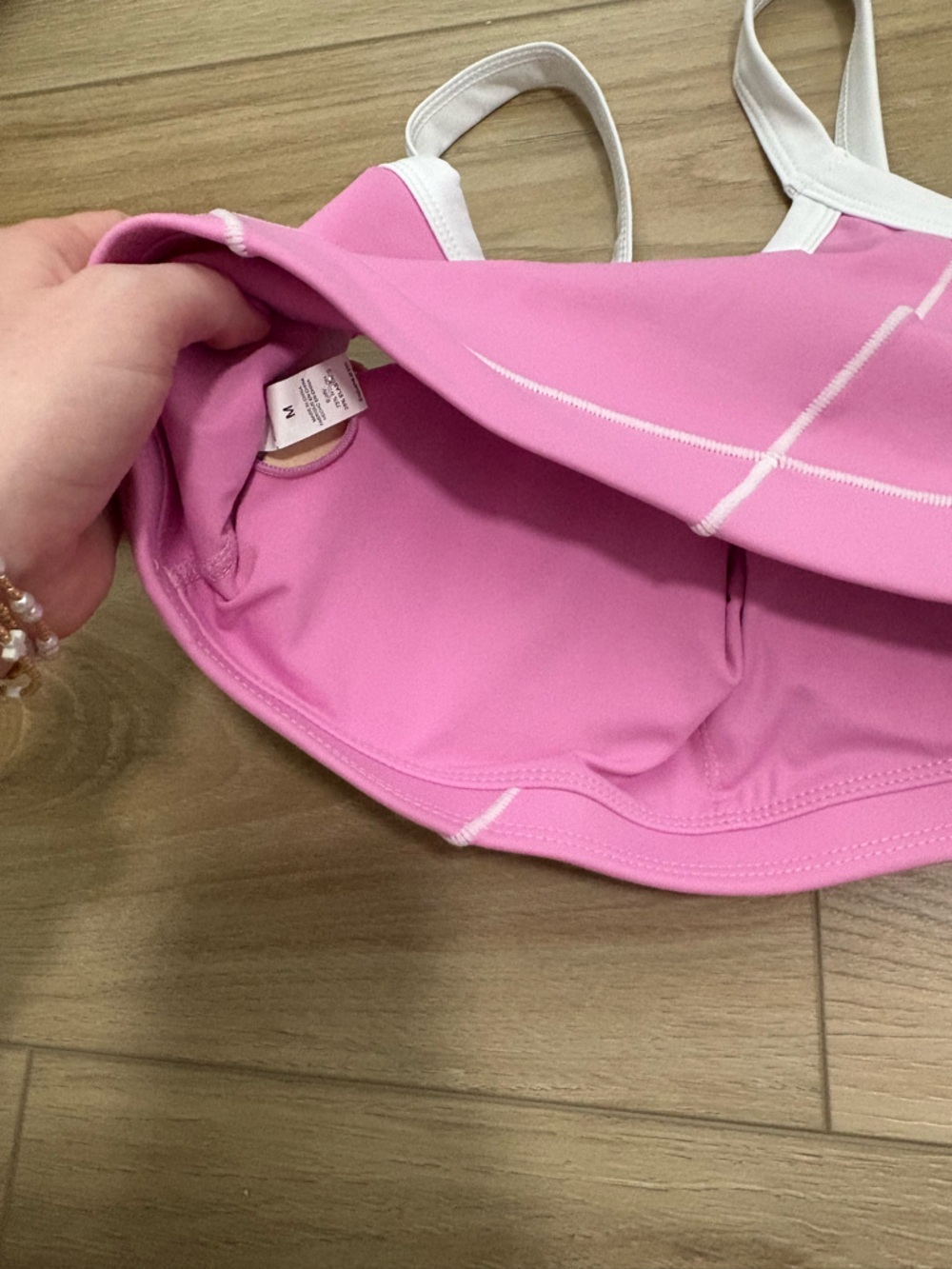 ALO Yoga Pink Sports Bra with White Trim - Picture 4 of 4